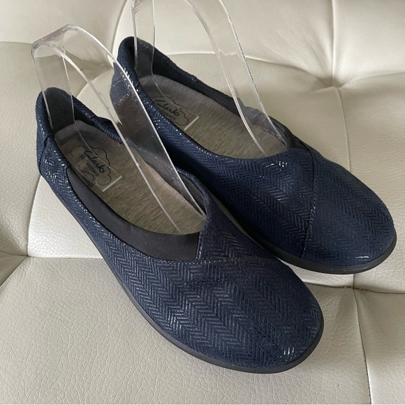 Clarks Sillian Jetay navy blue size 8 NWOT cloud steppers - Picture 2 of 10